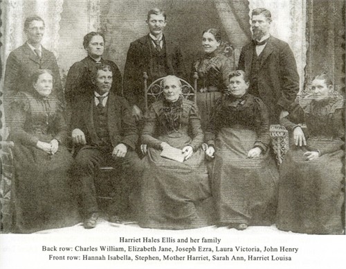 Hannah Ellis mother and siblings.jpg